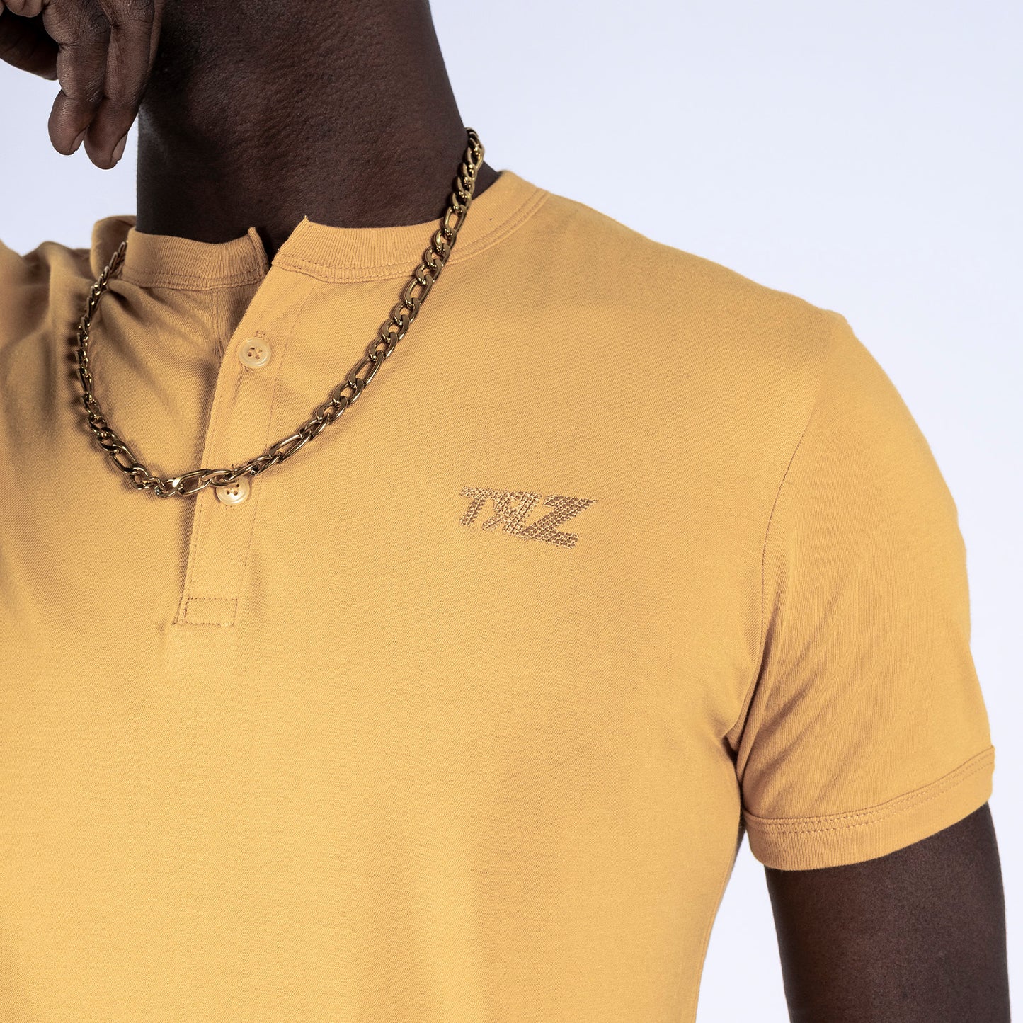 BABY TEE METAZ | AMARILLO