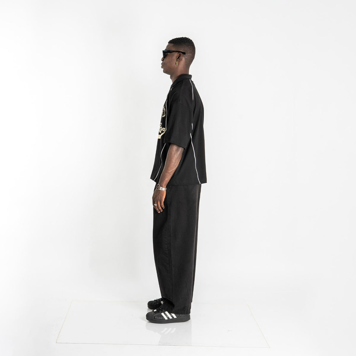 POLO CAMISERO BOXY FIT ANT | NEGRO