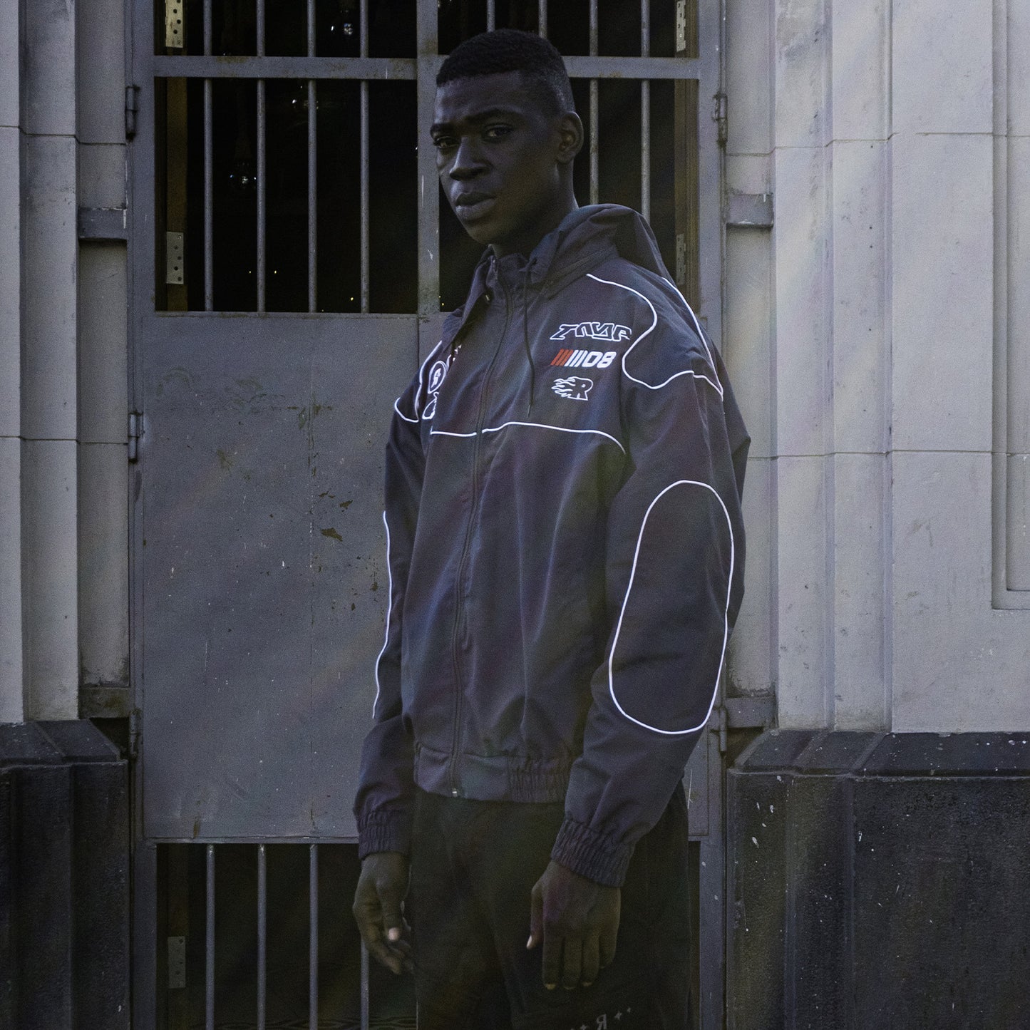 FALLEN – BOXY FIT JACKET