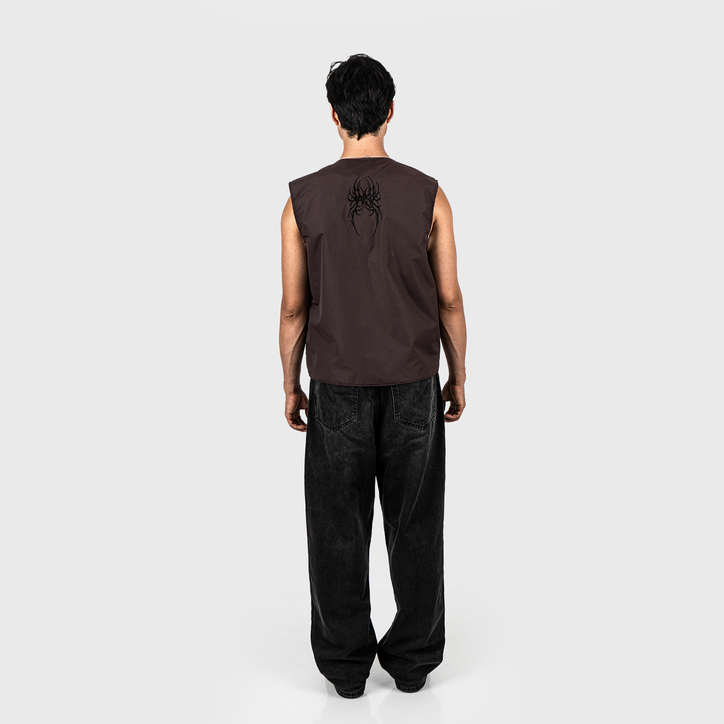 JAILT – VEST