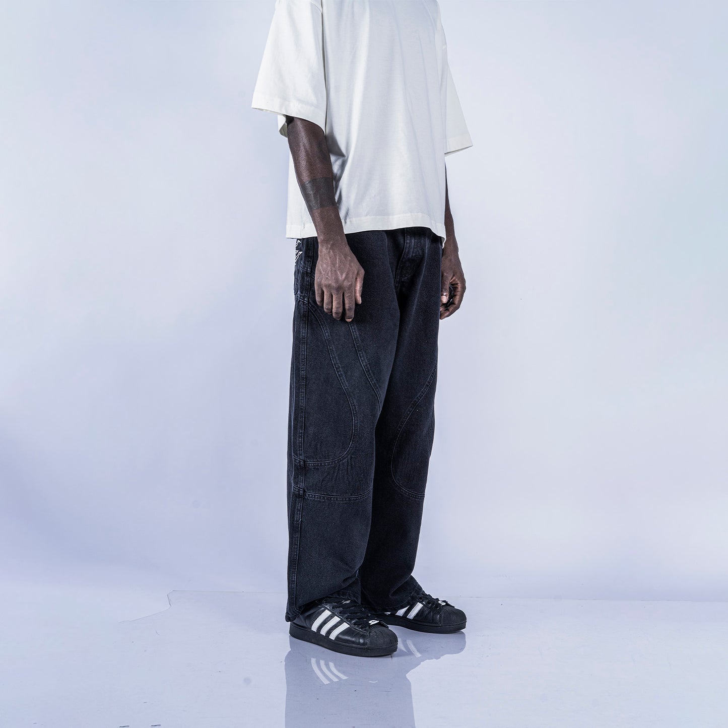 PANTALÓN DENIM DOOES | NEGRO