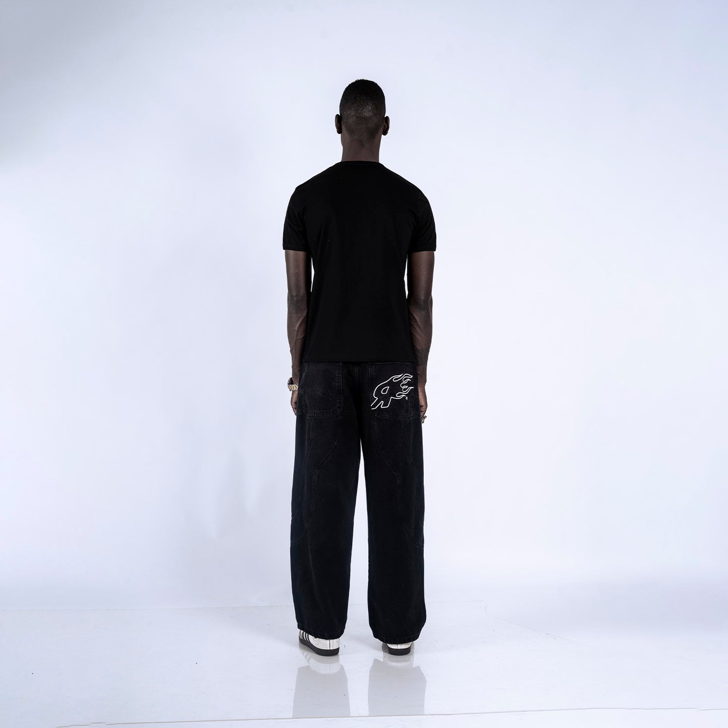 BABY TEE METAZ | NEGRO