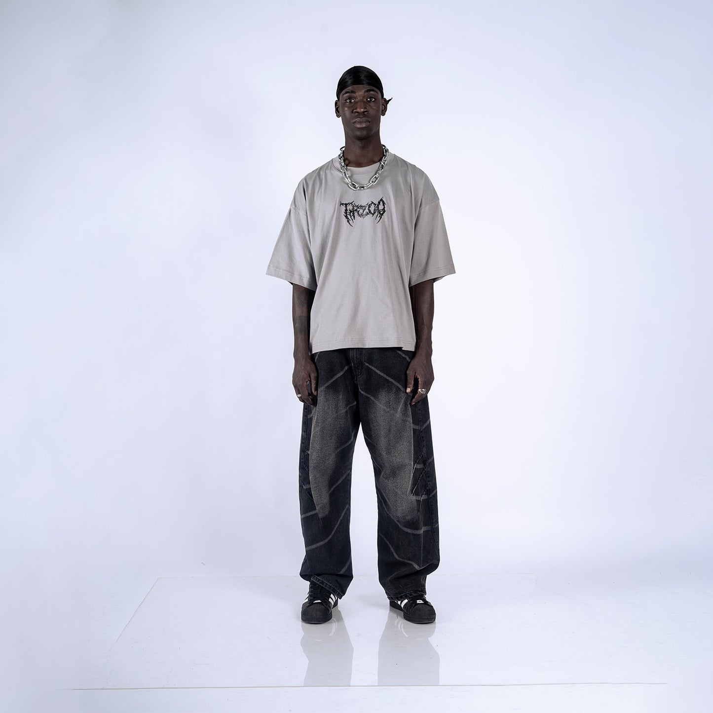 POLO BOXY FIT DEVIL | GRIS