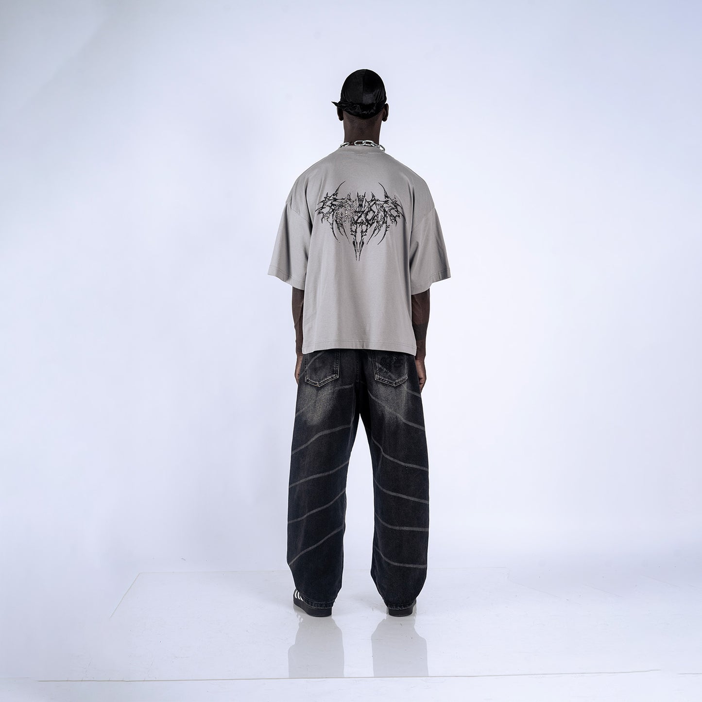 POLO BOXY FIT DEVIL | GRIS
