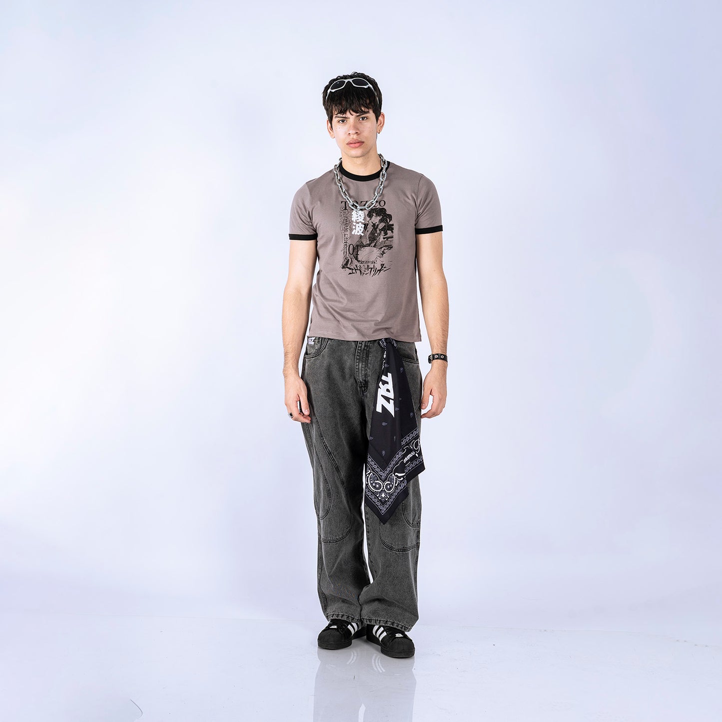 BABY TEE LIZAZO | GRIS
